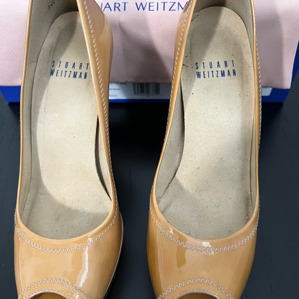 Stuart Weitzman Tan Patent Peep Toe Heels size 5